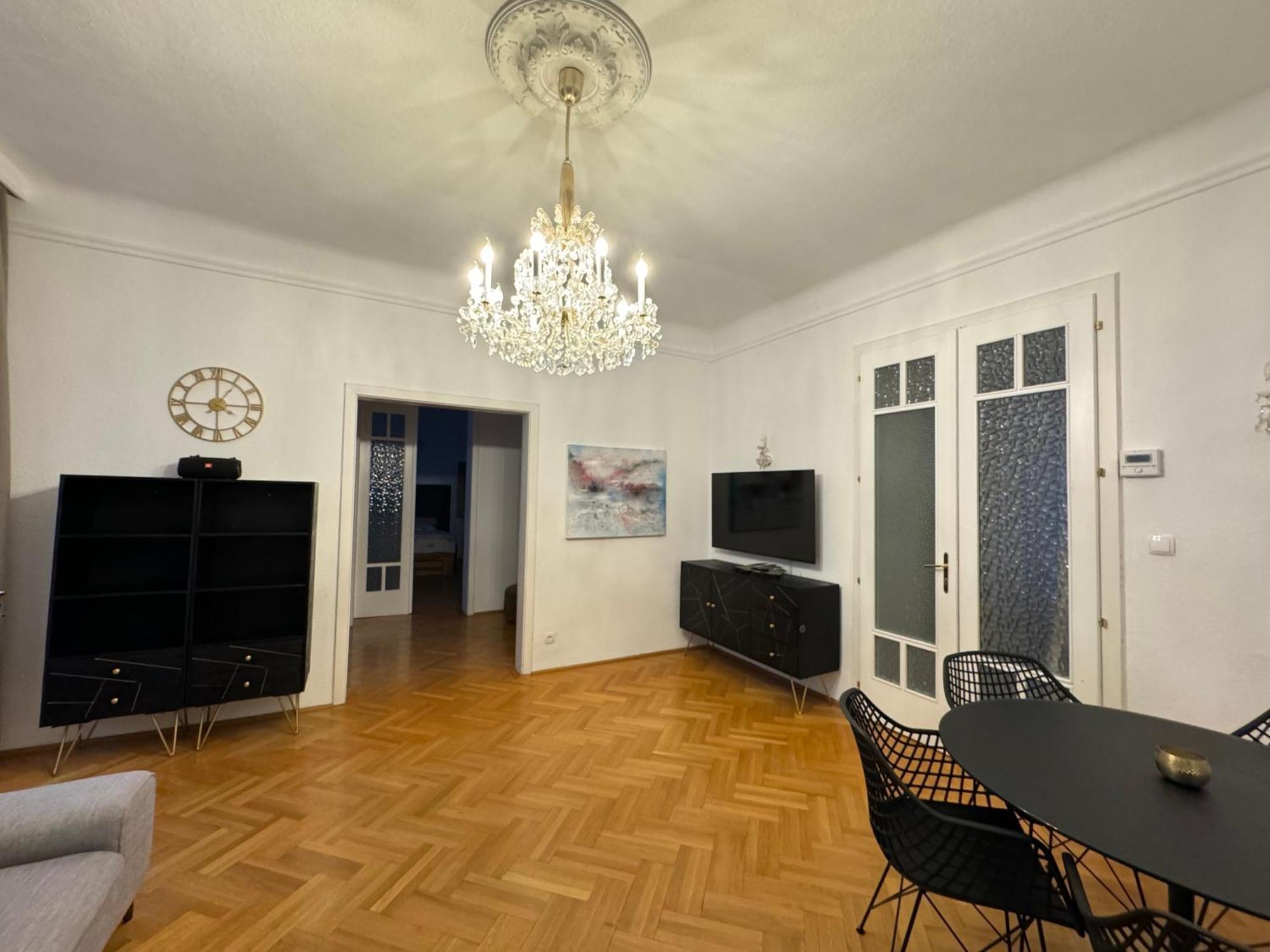 Atelier Lomani Apartment Vienna Luaran gambar