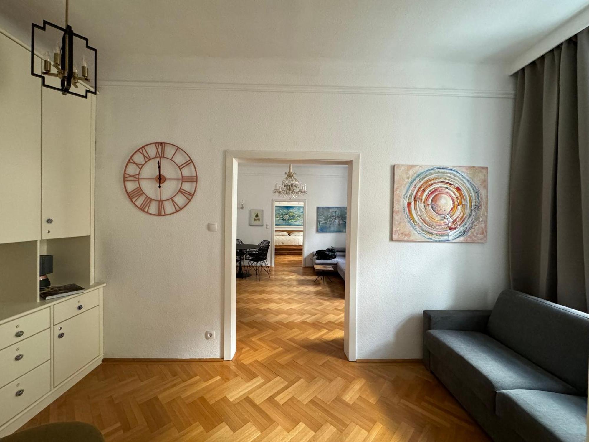Atelier Lomani Apartment Vienna Luaran gambar